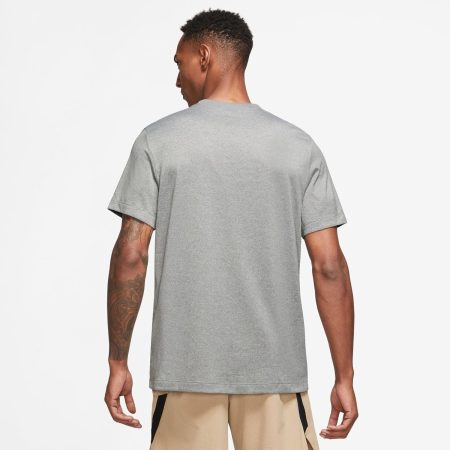 Nike mens Legends Shorts Sleeve Tee - Image 3
